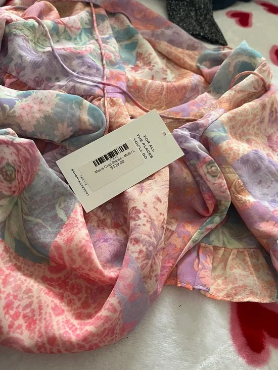 Mavis Crop Blouse - Picture 2 of 5